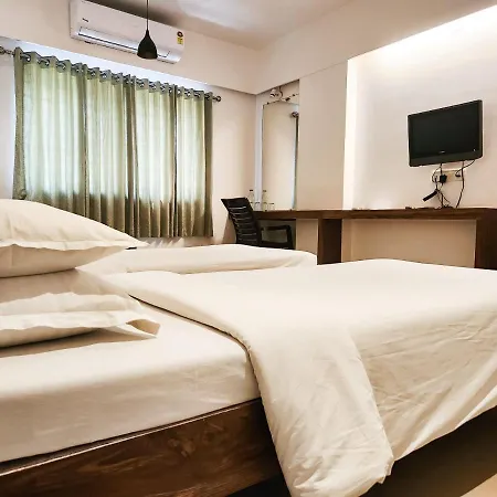 Hotel Rajwada Aurangabad Exterior photo